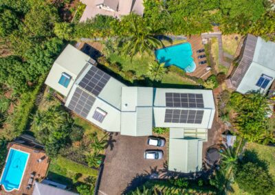 Vue aérienne complète de la Villa Roméo et de son environnement